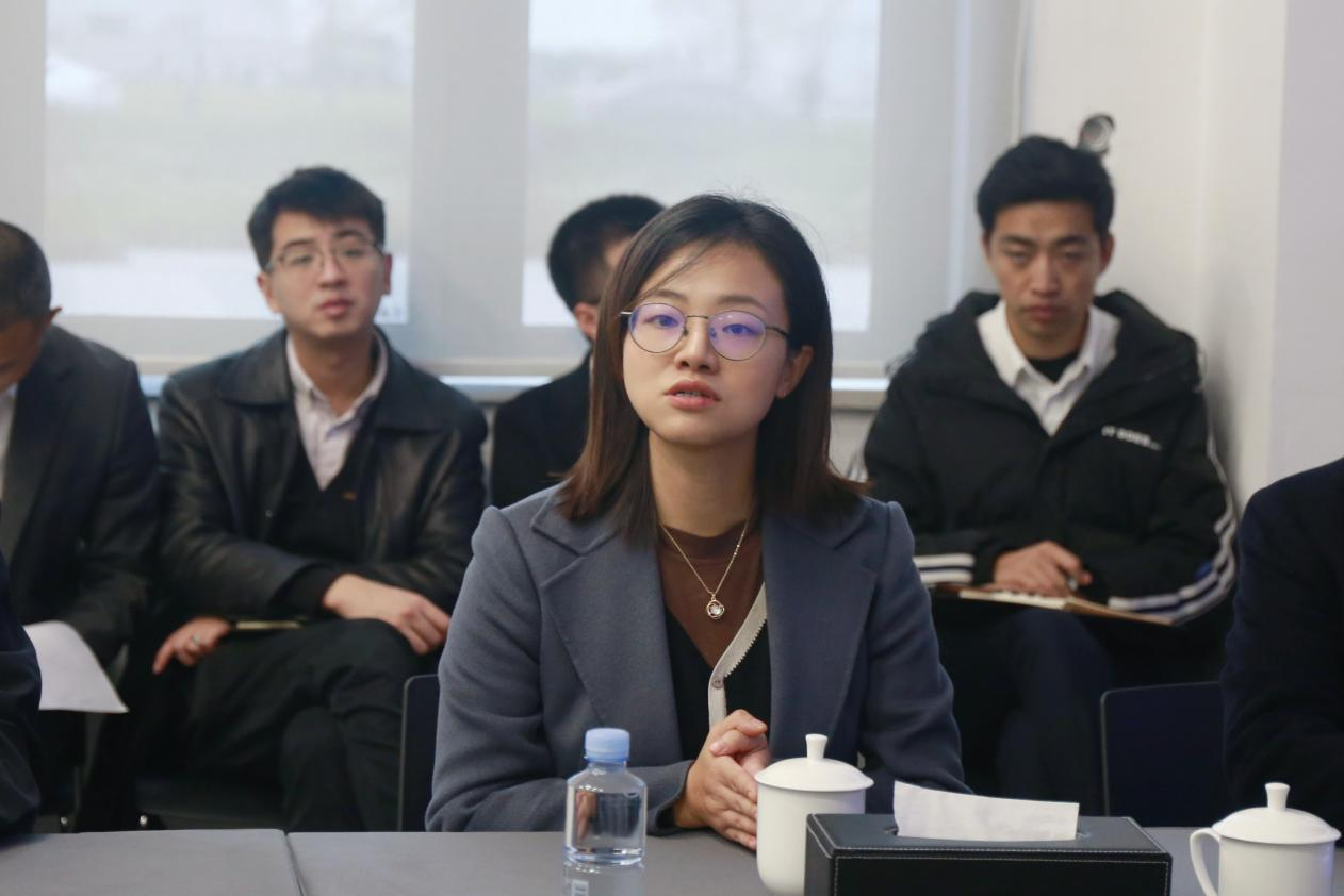 天府对冲基金学会,茶言股事投资俱乐部一行莅临琏升光伏参观交流